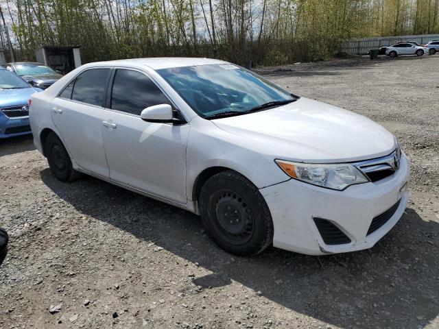 4T1BF1FK6EU418113 - 2014 TOYOTA CAMRY L WHITE photo 4