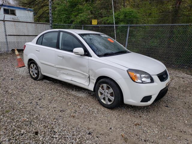 KNADH4A3XB6913243 - 2011 KIA RIO BASE WHITE photo 4