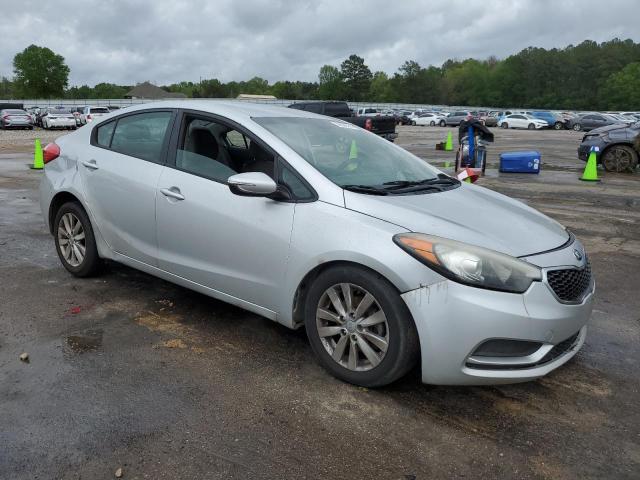 KNAFX4A63G5566258 - 2016 KIA FORTE LX SILVER photo 4