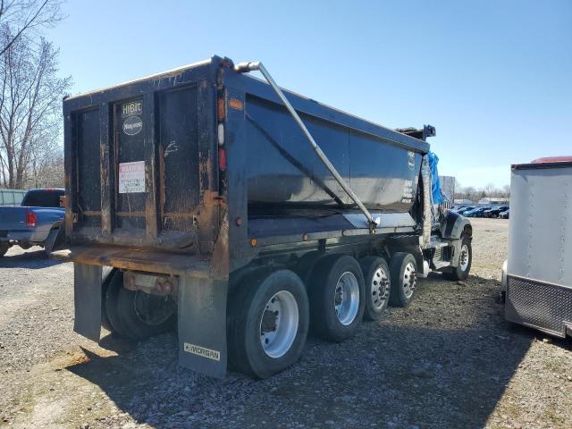 1M2AX07C2HM036949 - 2017 MACK 700 GU700 BLACK photo 4