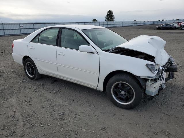 4T1BE32K45U603622 - 2005 TOYOTA CAMRY LE WHITE photo 4