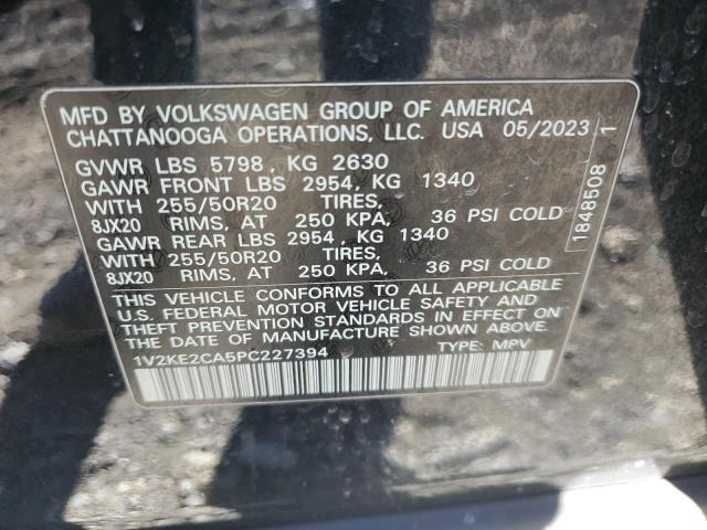 1V2KE2CA5PC227394 - 2023 VOLKSWAGEN ATLAS CROS SE BLACK photo 13