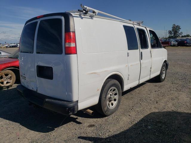 1GCSHAF47D1145473 - 2013 CHEVROLET EXPRESS G1 WHITE photo 3