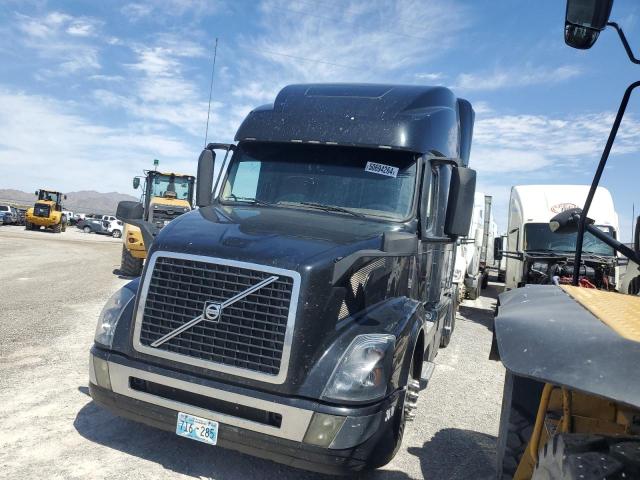 4V4NC9EH1GN957125 - 2016 VOLVO VN VNL BLUE photo 2