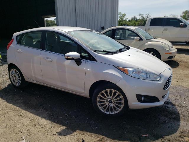 3FADP4FJ5GM162143 - 2016 FORD FIESTA TITANIUM WHITE photo 4