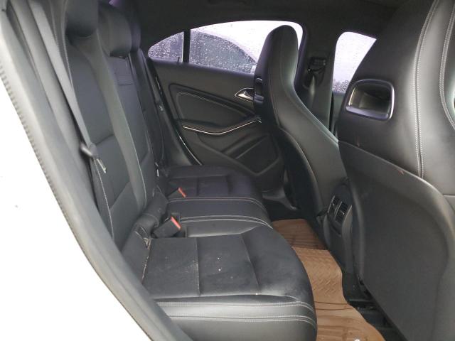 WDDSJ4GB0JN603643 - 2018 MERCEDES-BENZ CLA 250 4MATIC GREEN photo 10