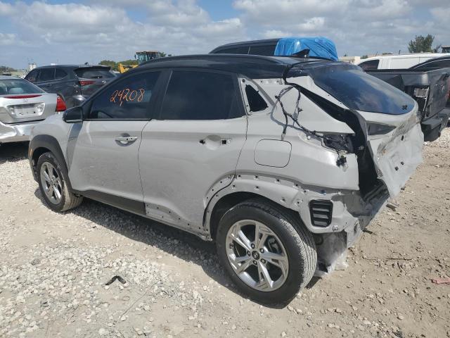 KM8K62AB4NU880649 - 2022 HYUNDAI KONA SEL SILVER photo 2