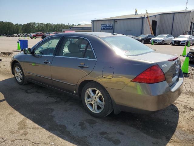 1HGCM56857A048708 - 2007 HONDA ACCORD EX GRAY photo 2