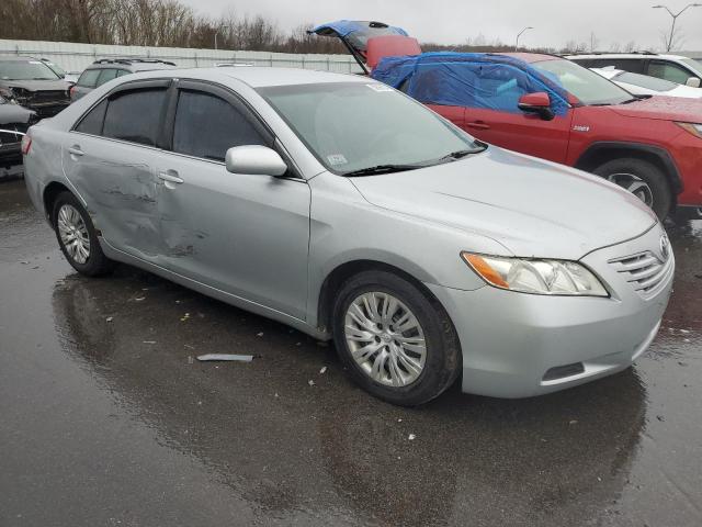 4T1BE46K97U162184 - 2007 TOYOTA CAMRY CE SILVER photo 4