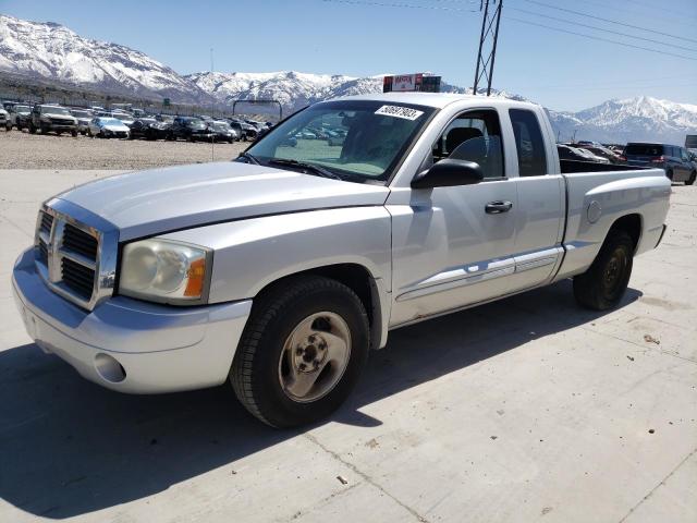 1D7HE42K55S273267 - 2005 DODGE DAKOTA SLT SILVER photo 1