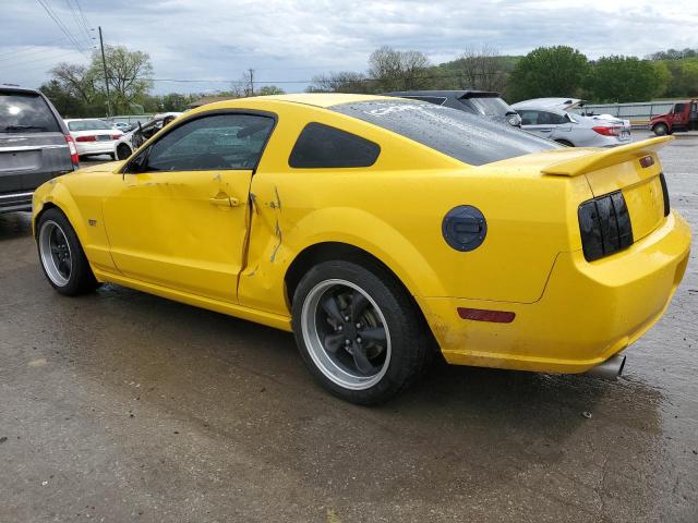 1ZVHT82H365105457 - 2006 FORD MUSTANG GT YELLOW photo 2