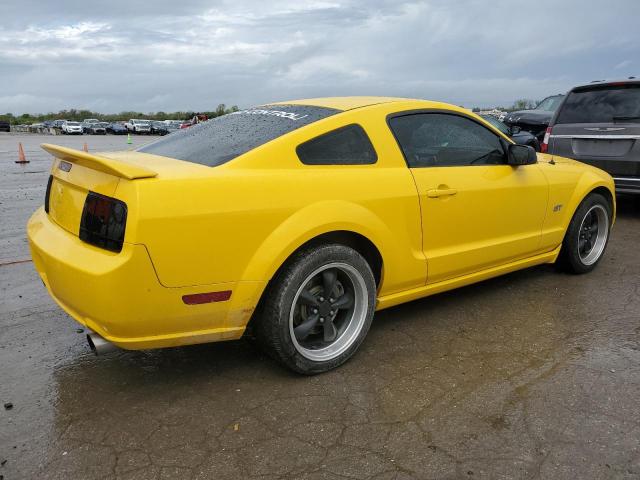 1ZVHT82H365105457 - 2006 FORD MUSTANG GT YELLOW photo 3