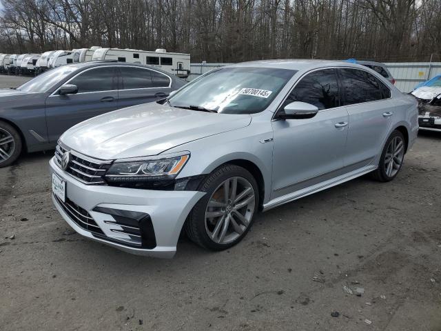 1VWDT7A32HC057253 - 2017 VOLKSWAGEN PASSAT R-LINE Silber Foto 1