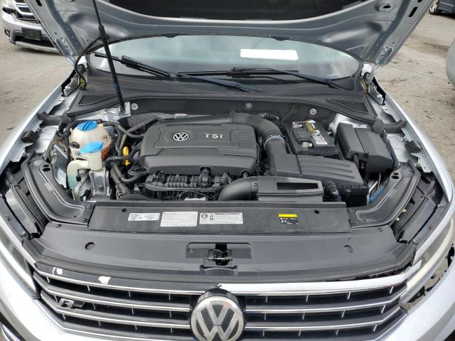1VWDT7A32HC057253 - 2017 VOLKSWAGEN PASSAT R-LINE Silber Foto 11