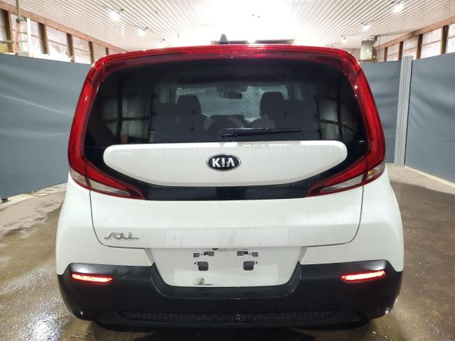 KNDJ23AU1L7723692 - 2020 KIA SOUL LX WHITE photo 6