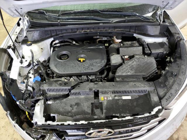 KM8J23A42HU546381 - 2017 HYUNDAI TUCSON SE SILVER photo 12