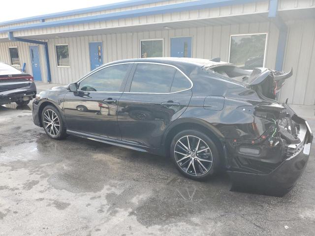 4T1G11AKXRU865626 - 2024 TOYOTA CAMRY SE NIGHT SHADE BLACK photo 2