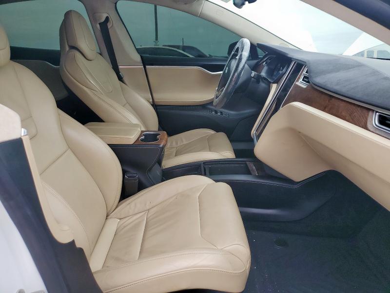 5YJSA1E43HF205512 - 2017 TESLA MODEL S WHITE photo 5