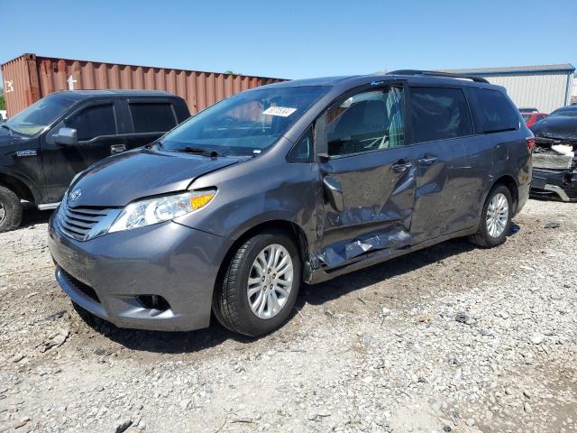 2017 TOYOTA SIENNA XLE, 