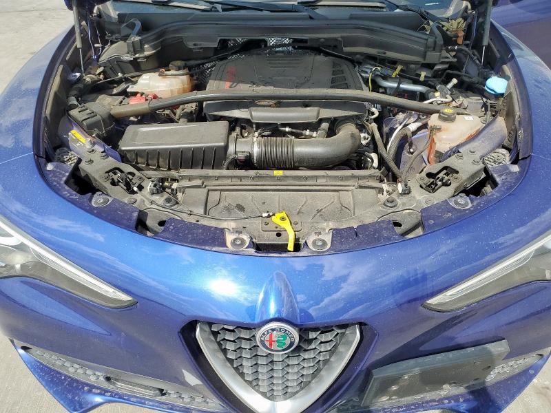 ZASPAKAN7M7D11186 - 2021 ALFA ROMEO STELVIO SPORT Blau Foto 11