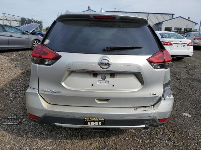 KNMAT2MTXJP507220 - 2018 NISSAN ROGUE S SILVER photo 6