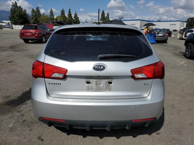 KNAFU5A25D5660505 - 2013 KIA FORTE EX SILVER photo 6