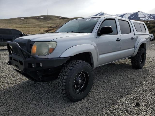 3TMLU4EN0BM062561 - 2011 TOYOTA TACOMA DOUBLE CAB SILVER photo 1