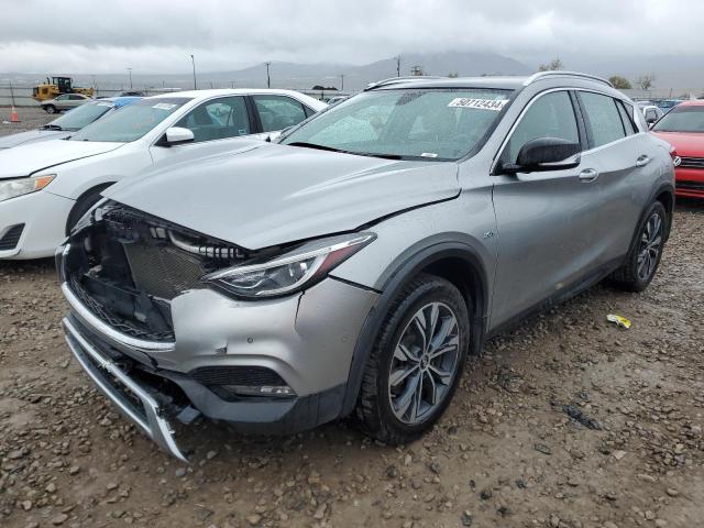SJKCH5CRXJA056114 - 2018 INFINITI QX30 BASE SILVER photo 1