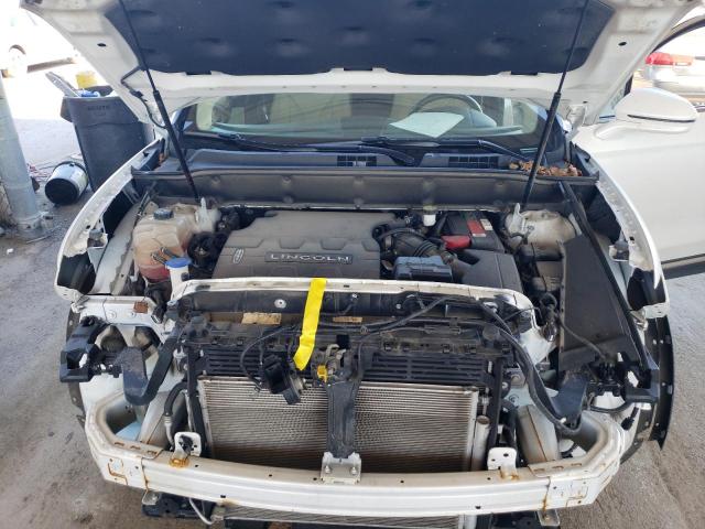 2LMPJ8LR2HBL32939 - 2017 LINCOLN MKX RESERVE WHITE photo 11