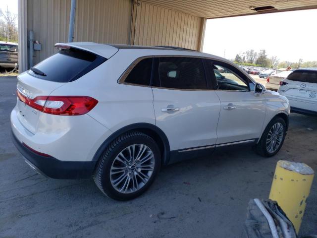 2LMPJ8LR2HBL32939 - 2017 LINCOLN MKX RESERVE WHITE photo 3