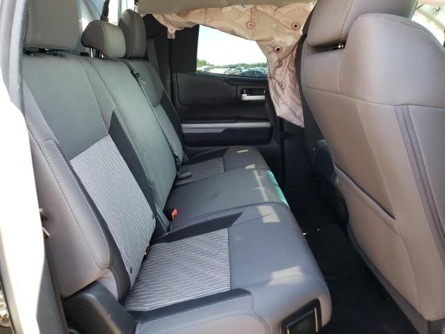 5TFUW5F12HX634958 - 2017 TOYOTA TUNDRA DOUBLE CAB SR/SR5 BLACK photo 10
