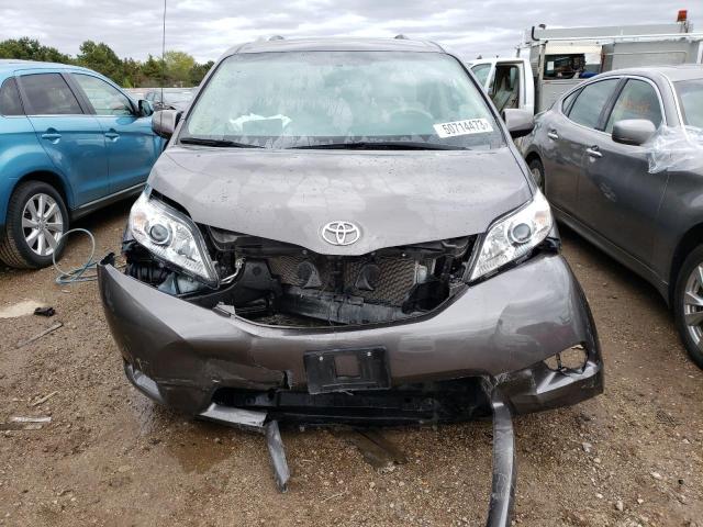 5TDKK3DC5CS276832 - 2012 TOYOTA SIENNA LE GRAY photo 5