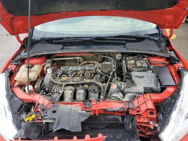 1FADP3F20GL266978 - 2016 FORD FOCUS SE RED photo 11
