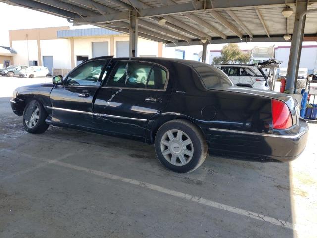 2LNHM84W88X640177 - 2008 LINCOLN TOWN CAR EXECUTIVE L BLACK photo 2