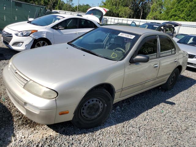 1995 NISSAN ALTIMA XE, 