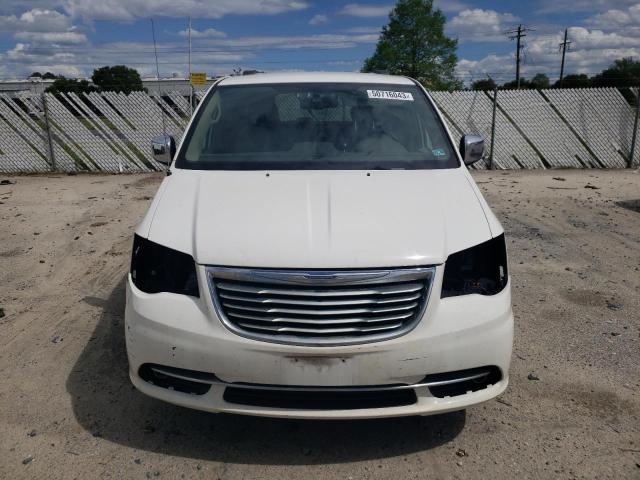 2A4RR8DG9BR604054 - 2011 CHRYSLER TOWN & COU TOURING L WHITE photo 5