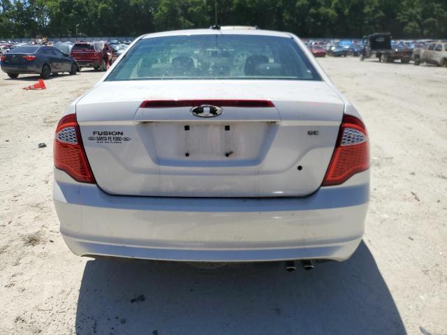 3FAHP0HA8AR427011 - 2010 FORD FUSION SE WHITE photo 6