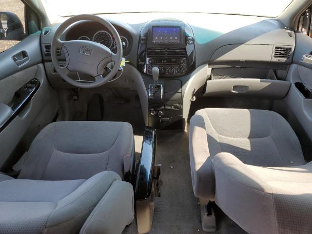 5TDZA23C85S228080 - 2005 TOYOTA SIENNA CE SILVER photo 8