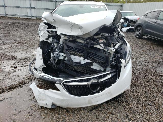 LRBFXCSA0KD010373 - 2019 BUICK ENVISION ESSENCE WHITE photo 5