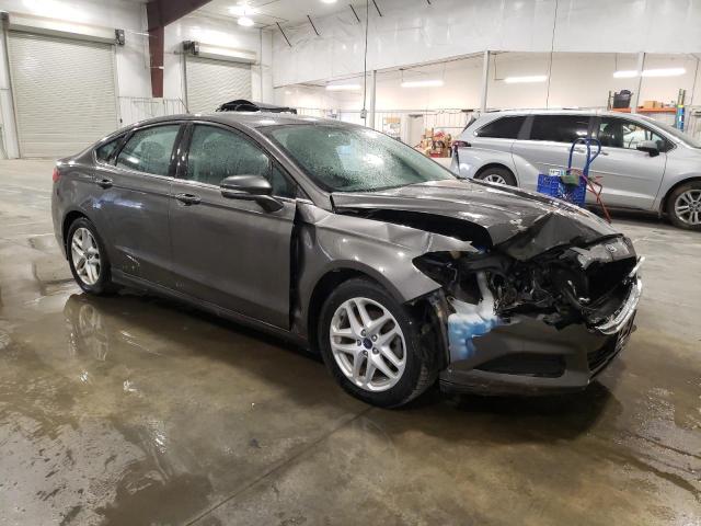 3FA6P0H78GR355912 - 2016 FORD FUSION SE GRAY photo 4