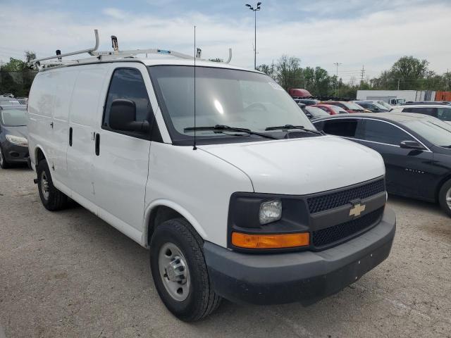 1GCWGFBA1D1105936 - 2013 CHEVROLET EXPRESS G2 WHITE photo 4