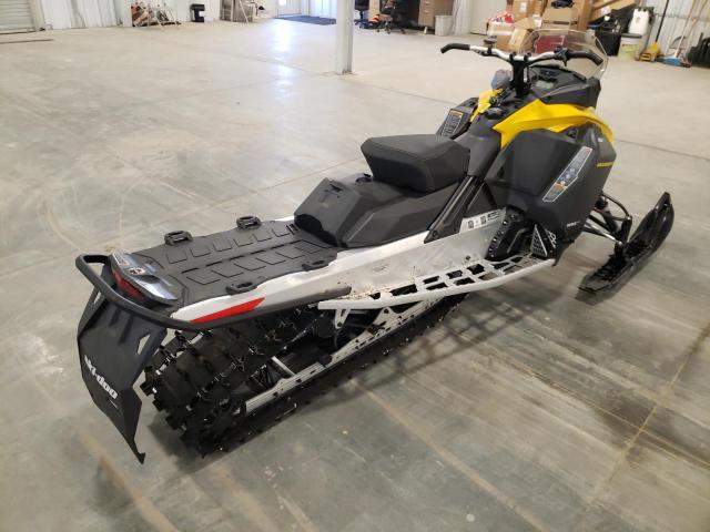 2BPSUBPA8PV000147 - 2021 SKI DOO RENEGADE YELLOW photo 4