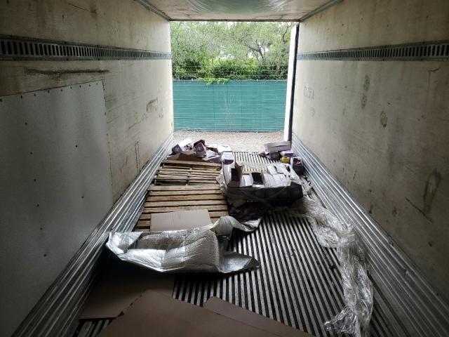 1UYVS24821M226905 - 2001 UTILITY TRAILER SILVER photo 10