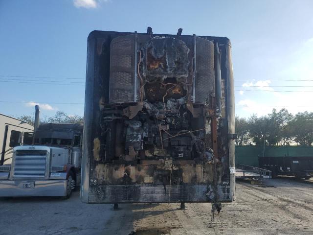 1UYVS24821M226905 - 2001 UTILITY TRAILER SILVER photo 7