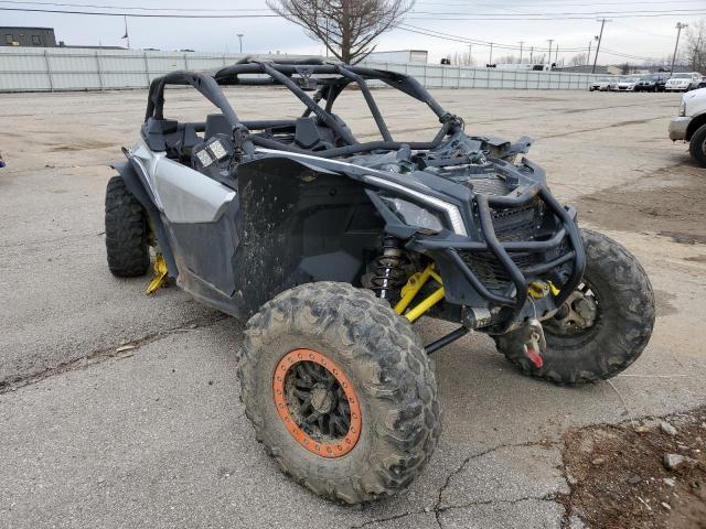 3JBVGAY42KK002619 - 2019 CAN-AM MAVERICK X TURBO SILVER photo 1