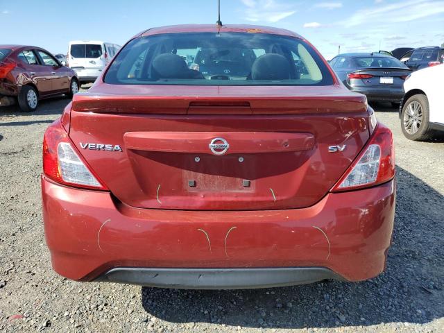 3N1CN7AP6JL842948 - 2018 NISSAN VERSA S RED photo 6