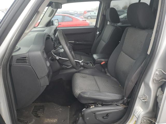 1J4RG4GK2AC128137 - 2010 JEEP COMMANDER SPORT Gümüş fotoğraf 7