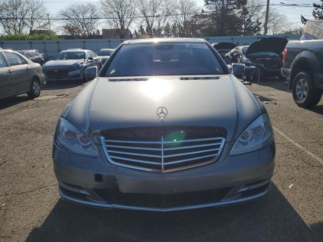 WDDNG9EB3DA528752 - 2013 MERCEDES-BENZ S 550 4MATIC SILVER photo 5