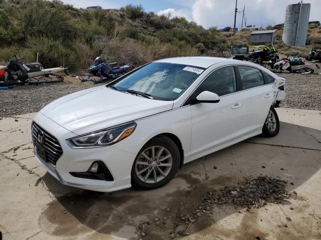 5NPE24AF7KH814033 - 2019 HYUNDAI SONATA SE WHITE photo 1