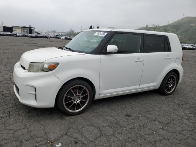 JTLZE4FE4DJ047376 - 2013 TOYOTA SCION XB WHITE photo 1